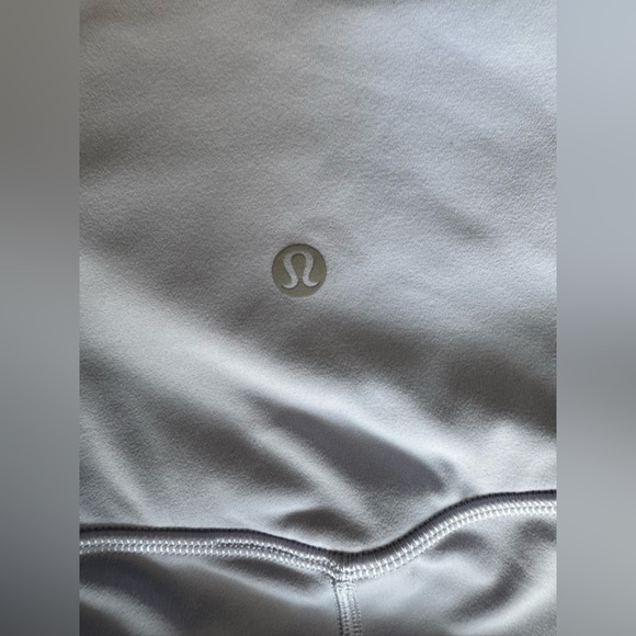 lululemon Align™ High-Rise Crop with Pockets 23" size 4​ - Picture 3 of 6